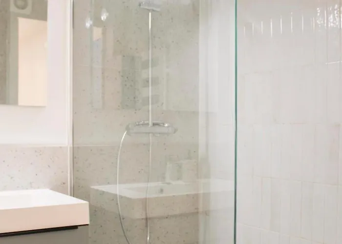 公寓 Bright Parisian Getaway Near The Seine *