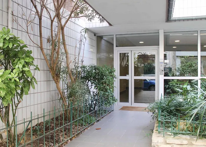 Bright Parisian Getaway Near The Seine * 巴黎